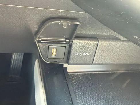 Used 2020 Toyota Camry LE w/ Fleet Convenience Package image 19