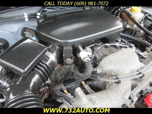 Used 2010 Subaru Forester 2.5X Premium image 35