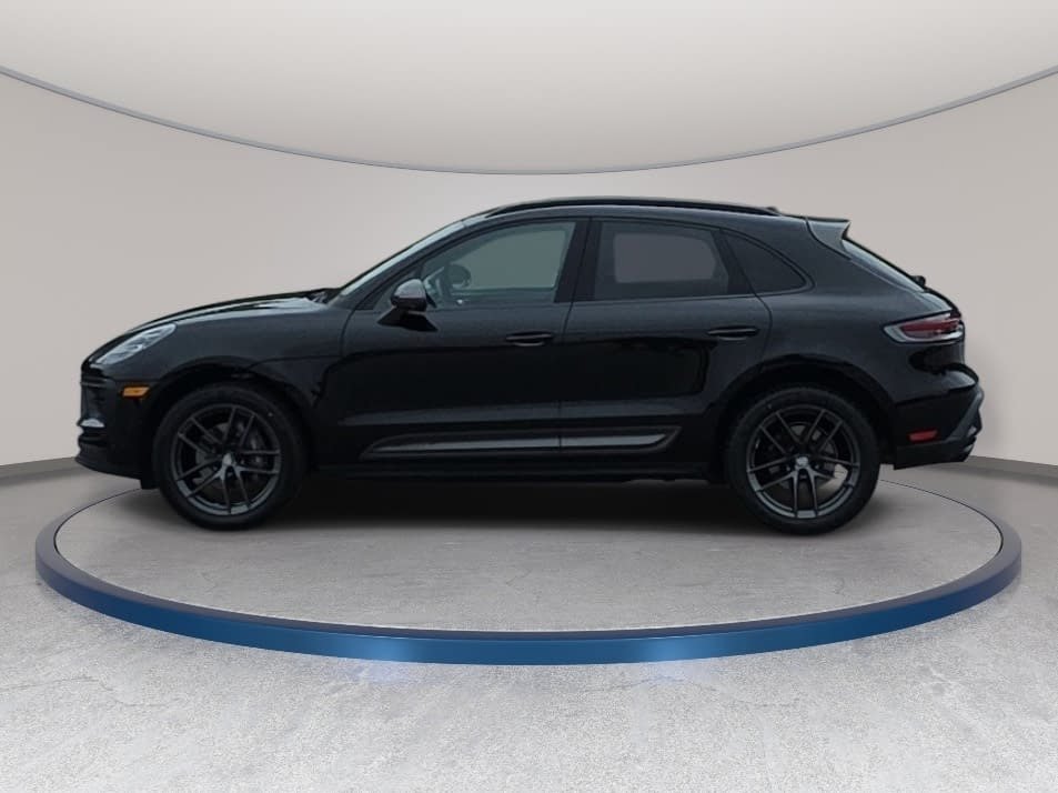 Used 2023 Porsche Macan Turbo AWD/4WD image 8