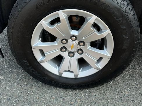 Used 2022 Chevrolet Colorado LT w/ Fleet Safety Package RWD image 20