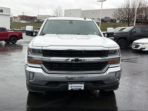 Used 2018 Chevrolet Silverado 1500 LT w/ LT Eassist Package image 2