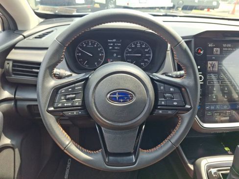 Used 2024 Subaru Crosstrek 2.5i Limited AWD/4WD image 18