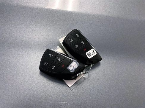 Used 2024 Chevrolet Silverado 1500 LT image 9