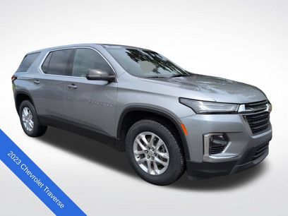 Used 2023 Chevrolet Traverse LS