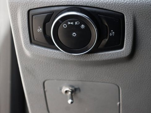 Used 2019 Ford F350 XL w/ Power Equipment Group image 18