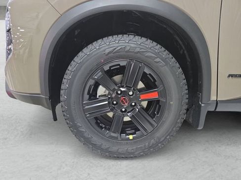 New 2026 Nissan Rogue SV AWD/4WD image 23