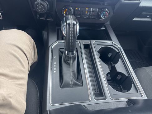 Used 2018 Ford F150 XLT w/ Equipment Group 302A Luxury image 7