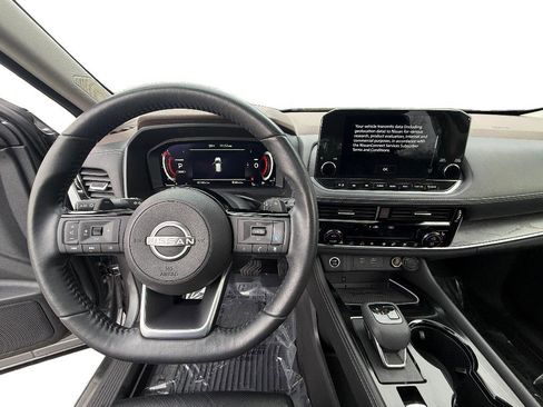 Used 2023 Nissan Rogue Platinum w/ Platinum Premium Package image 14