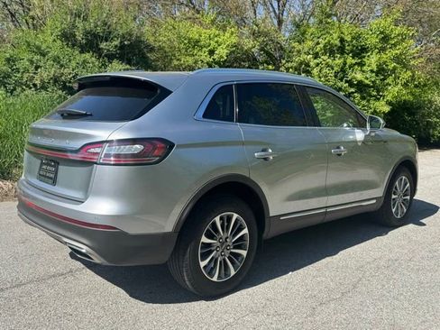 Used 2022 Lincoln Nautilus AWD w/ Premium Package image 5