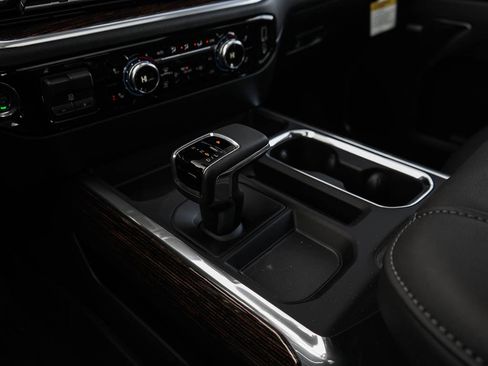 New 2026 GMC Sierra 1500 Elevation w/ Elevation Premium Package AWD/4WD image 25