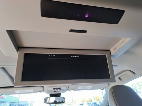 Used 2019 Toyota Sienna XLE Premium image 24