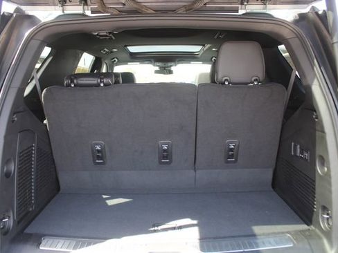 Used 2023 Chevrolet Tahoe Premier image 6