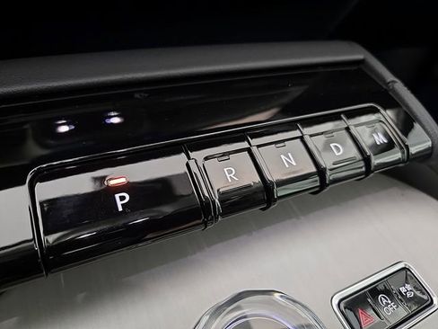 New 2025 Lincoln Navigator Reserve AWD/4WD image 15