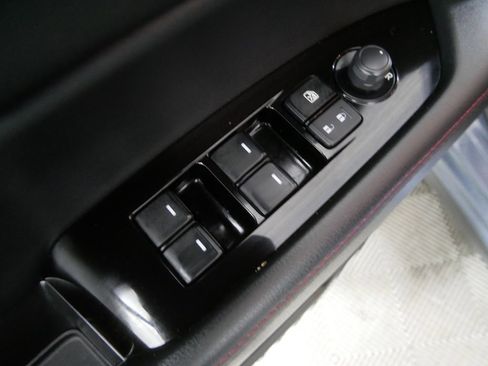 Used 2021 MAZDA CX-5 Carbon Edition image 15