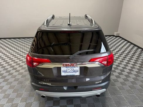 Used 2017 GMC Acadia SLT AWD/4WD image 12