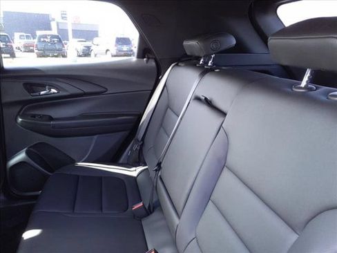 New 2025 Chevrolet TrailBlazer ACTIV w/ Convenience Package FWD image 13