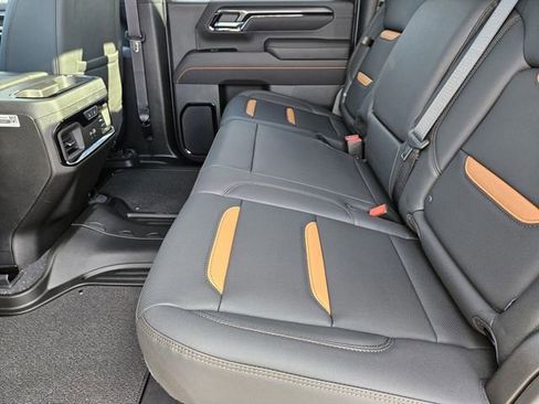 New 2026 GMC Sierra 2500 AT4 w/ AT4 Premium Plus Package image 21