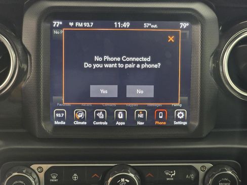 Used 2022 Jeep Wrangler Unlimited Rubicon w/ Trailer Tow Package image 43