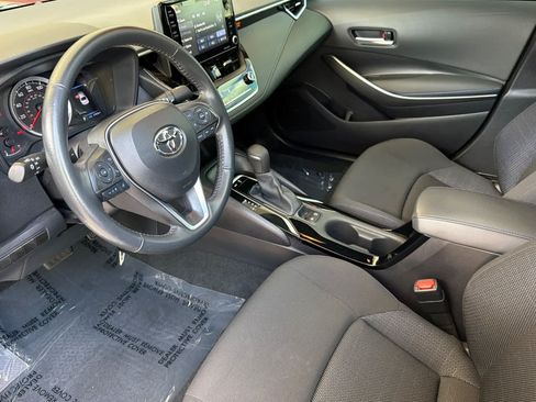 Used 2022 Toyota Corolla SE w/ SE Premium Package FWD image 11