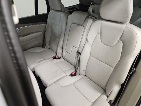 Used 2024 Volvo XC90 T8 Plus w/ Protection Package Premier image 41