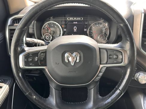 Used 2019 RAM 1500 Laramie AWD/4WD image 29