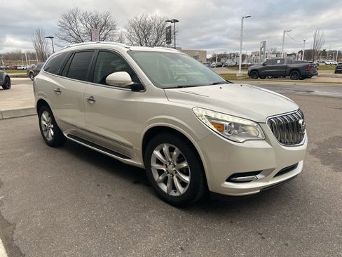 Used 2014 Buick Enclave Premium image 7