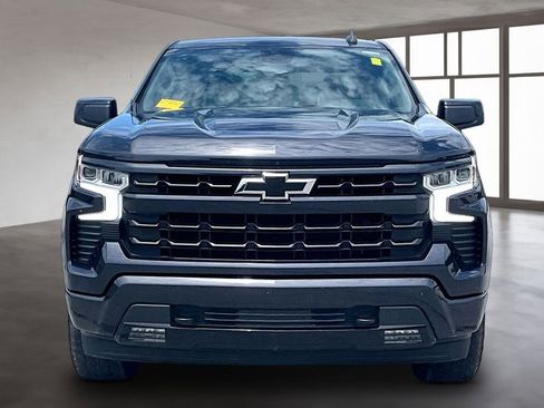 Used 2023 Chevrolet Silverado 1500 RST AWD/4WD image 2