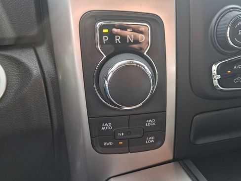 Used 2019 RAM 1500 Big Horn AWD/4WD image 13