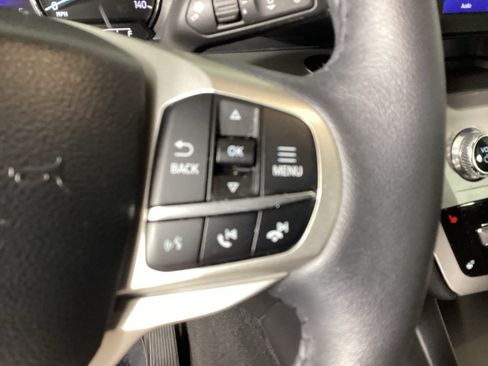 Used 2024 Ford Explorer XLT w/ Equipment Group 202A AWD/4WD image 24