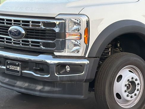 New 2025 Ford F450 XL w/ XL Chrome Package AWD/4WD image 2