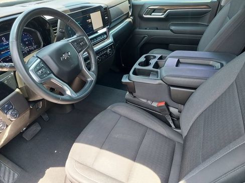 Used 2024 Chevrolet Silverado 1500 RST w/ Protection Package AWD/4WD image 9
