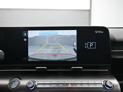 Used 2025 Hyundai Kona SEL FWD image 18