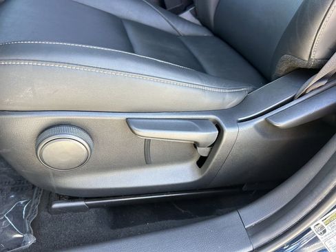 Used 2021 MAZDA CX-30 FWD 2.5 S w/ Select Package image 24