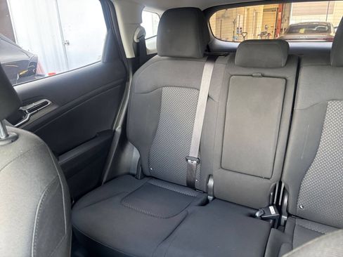 Used 2026 Kia Sportage LX FWD image 34