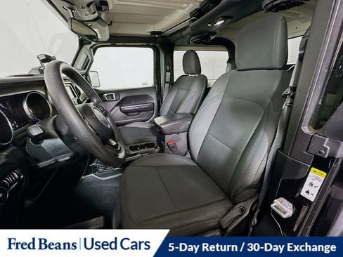 Used 2018 Jeep Wrangler Sport image 22