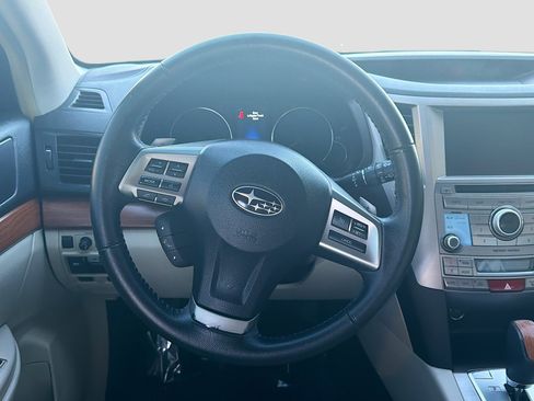 Used 2013 Subaru Outback 3.6R Limited AWD/4WD image 17