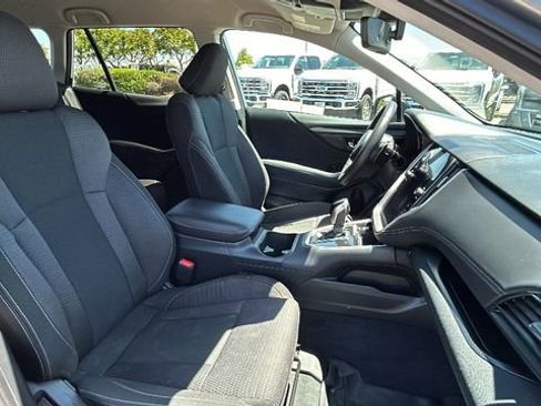 Used 2024 Subaru Outback Premium image 11