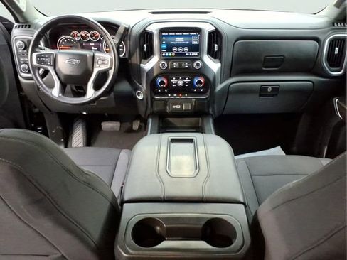 Used 2022 Chevrolet Silverado 1500 LT Trail Boss w/ Bed Protection Package AWD/4WD image 12