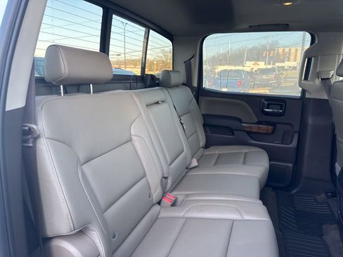 Used 2018 GMC Sierra 1500 SLT image 25