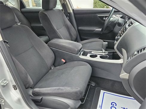 Used 2014 Nissan Altima 2.5 SV image 17