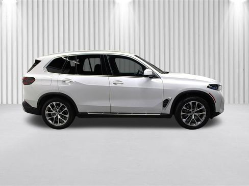 Used 2026 BMW X5 xDrive40i AWD/4WD image 2