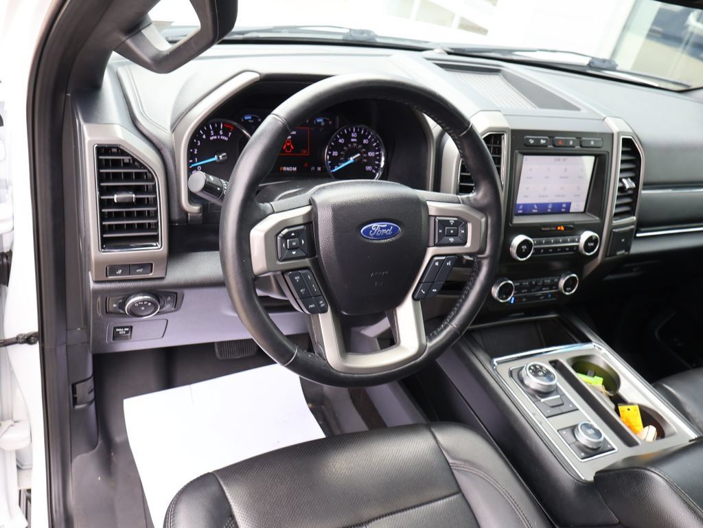 Used 2021 Ford Expedition XLT AWD/4WD image 23