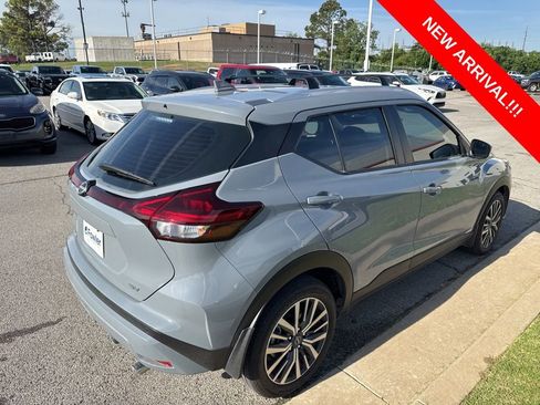Used 2024 Nissan Kicks SV w/ Exterior Package FWD image 4