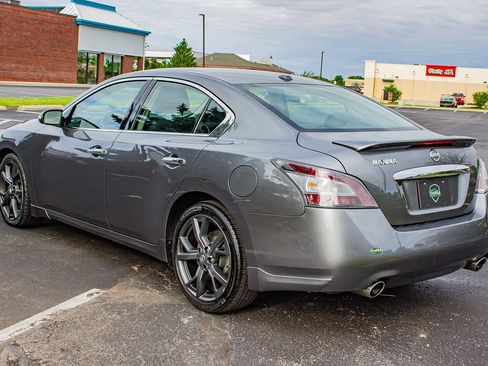 Used 2014 Nissan Maxima 3.5 SV w/ Sport Package FWD image 5