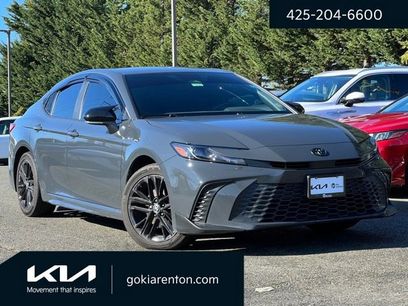 Used 2025 Toyota Camry SE w/ Convenience Package