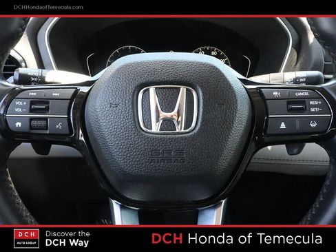 Used 2024 Honda Pilot EX-L image 9