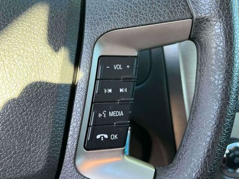Used 2012 Ford Fusion SE FWD image 27