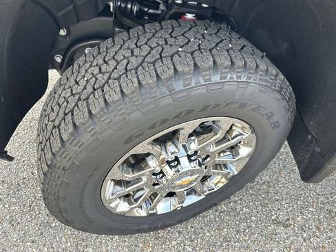 New 2026 Chevrolet Silverado 2500 LTZ w/ Z71 Chrome Sport Edition image 18