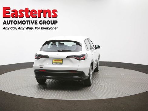 Used 2025 Honda HR-V LX image 37