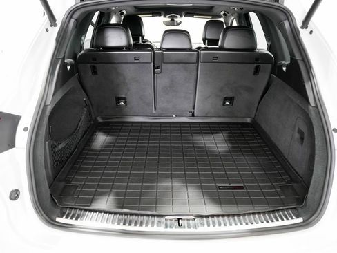 Used 2015 Porsche Cayenne S image 45